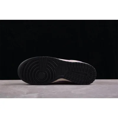 Nike Dunk Low "Sachs/Apple" фото № 7 Nike Dunk Low "Sachs/Apple" фото № 7