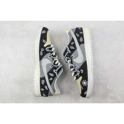 Nike Dunk Low "Black/Grey/White Paisley" фото № 7 Nike Dunk Low "Black/Grey/White Paisley" фото № 7