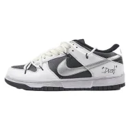 Nike SB Dunk Low Retro XD Nike SB Dunk Low Retro XD