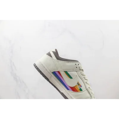 APPLE x PORSCHE x Nike Dunk Low "Graffiti" фото № 4 APPLE x PORSCHE x Nike Dunk Low "Graffiti" фото № 4