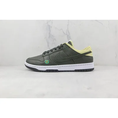 Nike SB Dunk Low "Avocado" фото № 2 Nike SB Dunk Low "Avocado" фото № 2