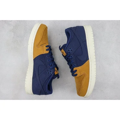 Nike SB Dunk Low "Pro PRM 90s Backpack" фото № 6