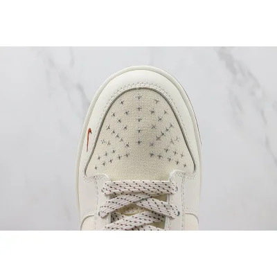 Nike SB Dunk Low "TS Sail Brown/Cream" фото № 4