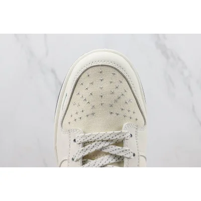 Nike SB Dunk Low "TS Sail Grey/White" фото № 4