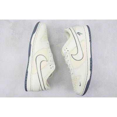 Nike SB Dunk Low "TS Sail Grey/White" фото № 6