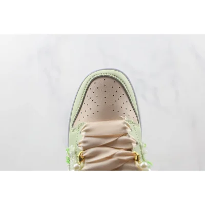 Nike Dunk Low "Light Green Emerald" фото № 3