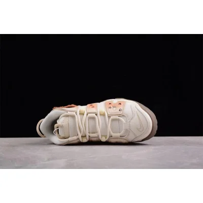 Nike Air More Uptempo "Coconut Milk and Bears" фото № 5