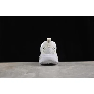 Nike Vomero 18 "White Photon Dust" фото № 8