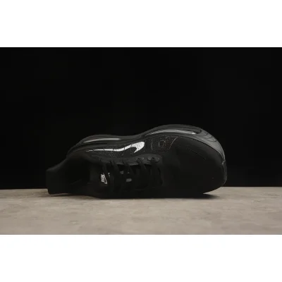 Nike Vomero Premium "Triple Black" фото № 8 Nike Vomero Premium "Triple Black" фото № 8