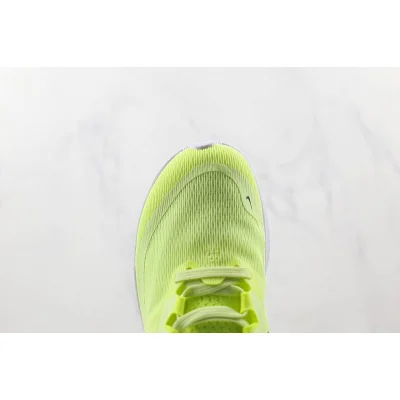 Nike Zoom Fly 4 "Barely Volt/Dynamic Turquoise" фото № 3 Nike Zoom Fly 4 "Barely Volt/Dynamic Turquoise" фото № 3