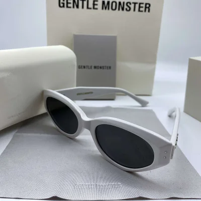 Солнцезащитные очки Gentle Monster Cat Eye Shaped Decorated By Logo "White" фото № 2 Солнцезащитные очки Gentle Monster Cat Eye Shaped Decorated By Logo "White" фото № 2