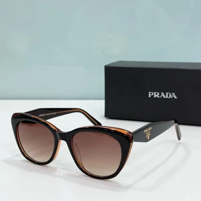 Солнцезащитные очки Prada Cat Eye Shaped Frame With Gold Logo "Brown" фото № 2