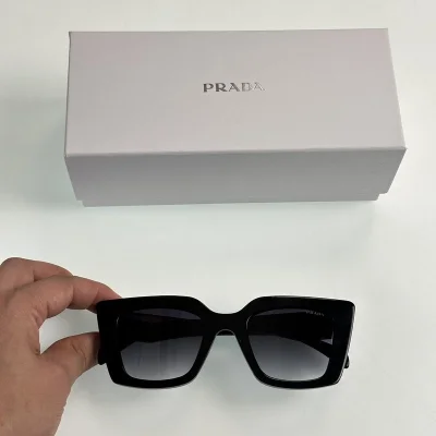 Солнцезащитные очки Prada Frame Decorated By Logo Two Side "Black/Violet" фото № 2 Солнцезащитные очки Prada Frame Decorated By Logo Two Side "Black/Violet" фото № 2