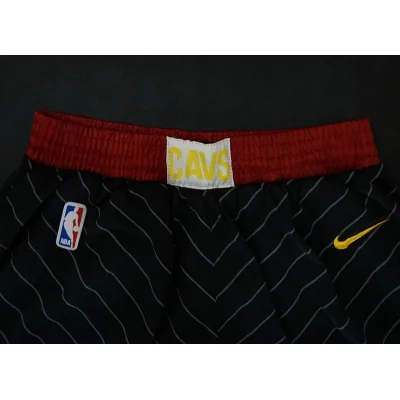 Баскетбольные Шорты Nike Cleveland Cavaliers 17-18 "Black" фото № 4