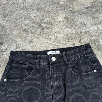 Джинсы Christian Dior Different Directions Logos "Black" фото № 6 Джинсы Christian Dior Different Directions Logos "Black" фото № 6