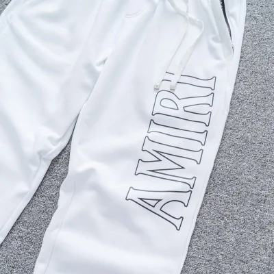 Штаны Amiri With Large Text Logo "White" фото № 8 Штаны Amiri With Large Text Logo "White" фото № 8