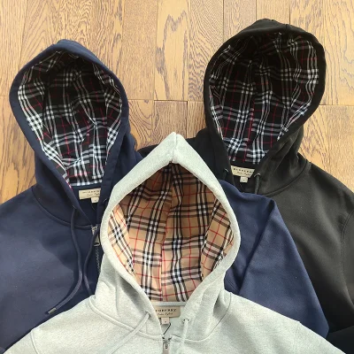 Худи Burberry Rider Logo ZIP "Black" фото № 3 Худи Burberry Rider Logo ZIP "Black" фото № 3