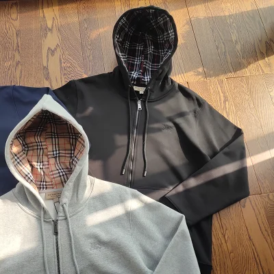 Худи Burberry Rider Logo ZIP "Black" фото № 4 Худи Burberry Rider Logo ZIP "Black" фото № 4