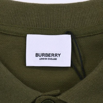 Поло Burberry With A Ribbon With Wreath Logo "Green/Brown" фото № 7 Поло Burberry With A Ribbon With Wreath Logo "Green/Brown" фото № 7
