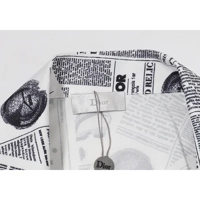 Рубашка Christian Dior Newspaper Print "White/Black" фото № 4 Рубашка Christian Dior Newspaper Print "White/Black" фото № 4