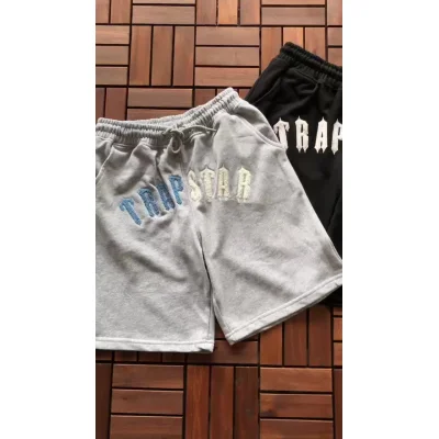 Шорты Trapstar Two Color Wide Logo And Front Pockets "Gray" фото № 3