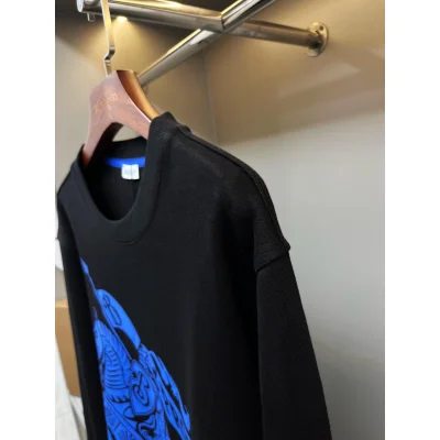 Свитшот Burberry Frontside The Warrior On The Horse Prorsum "Black" фото № 3 Свитшот Burberry Frontside The Warrior On The Horse Prorsum "Black" фото № 3