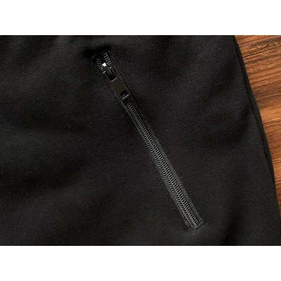 Толстовка Lacoste Small Logo And Zipper "Black" фото № 4 Толстовка Lacoste Small Logo And Zipper "Black" фото № 4