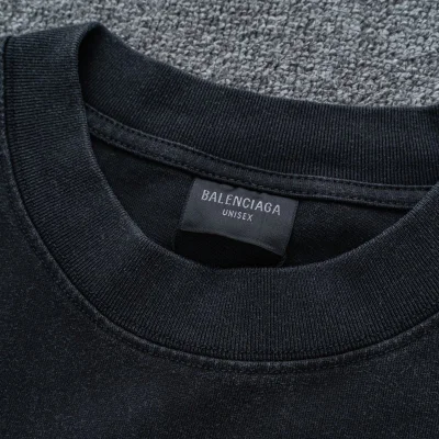 Футболка Balenciaga With Rhinestone Logo On The Back "Black" фото № 4