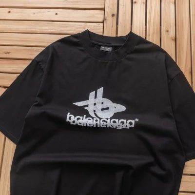 Футболка Balenciaga Front Logo With Shadow "Black" фото № 2