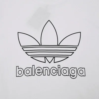 Футболка Balenciaga X Adidas Big Logo "White" фото № 6 Футболка Balenciaga X Adidas Big Logo "White" фото № 6