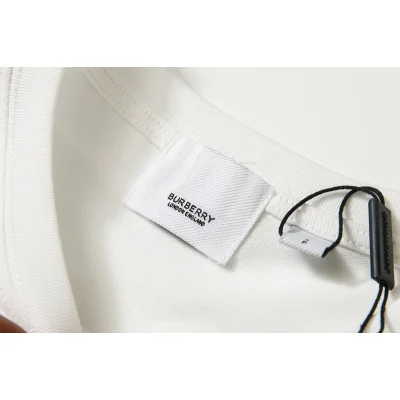 Футболка Burberry With Text Sticker - Logo "White" фото № 3