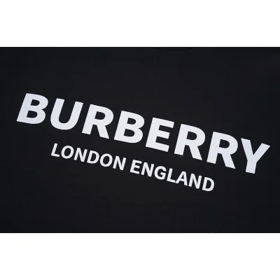 Футболка Burberry Logo And Inscription London England "Black" фото № 4