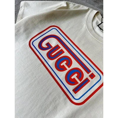 Футболка Gucci With Red Blue Logo "Cream" фото № 2 Футболка Gucci With Red Blue Logo "Cream" фото № 2