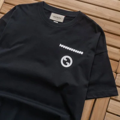 Футболка Gucci Wave Line And Circle Front Print "Black" фото № 2
