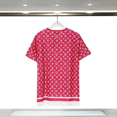 Футболка Louis Vuitton With Emblems And Stripes "Red" фото № 2