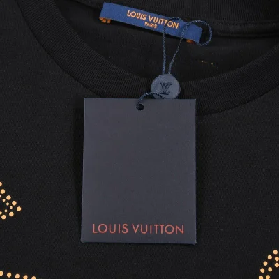 Футболка Louis Vuitton Print Logo And Cap "Black" фото № 6