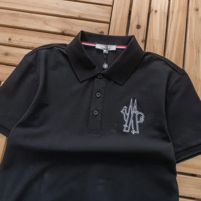 Футболка Moncler Small Logo Front And Sleve Decorated "Black" фото № 2