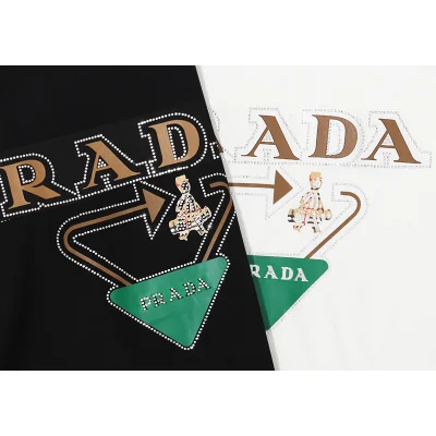 Футболка Prada Arrow Pointing Man "Black" фото № 2