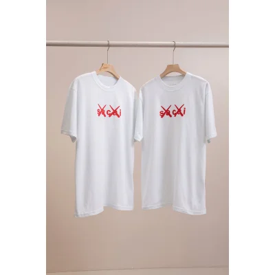 Футболка Sacai Central Logo XX "White" фото № 3 Футболка Sacai Central Logo XX "White" фото № 3