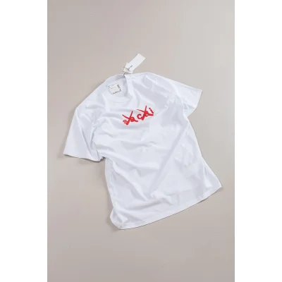 Футболка Sacai Central Logo XX "White" фото № 6 Футболка Sacai Central Logo XX "White" фото № 6
