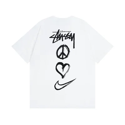 Футболка Stussy With A Logo And Three Symbols "White" фото № 2