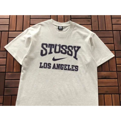 Футболка Stussy City Name Lettering Front "Beige" фото № 2 Футболка Stussy City Name Lettering Front "Beige" фото № 2