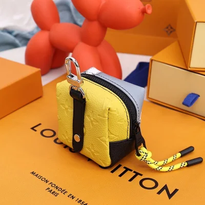 Брелок Louis Vuitton Small Backpack "Light Gray" фото № 7