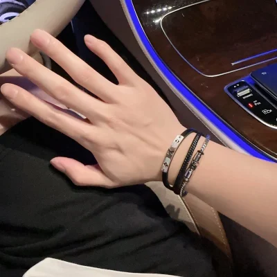 Браслет Louis Vuitton Multiple Details "Silver" фото № 7 Браслет Louis Vuitton Multiple Details "Silver" фото № 7