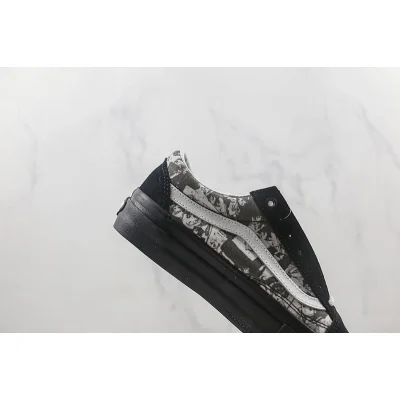 Sailor Moon x Vans Old Skool "Pretty Guardian" фото № 3