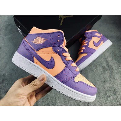 Air Jordan 1 Mid SE GS "Atomic Pulse" фото № 8