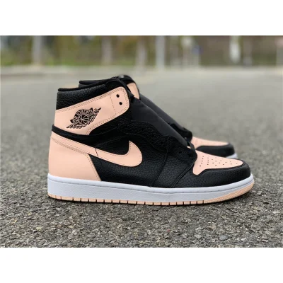 Air Jordan Retro 1 High OG "Crimson Tint" фото № 4