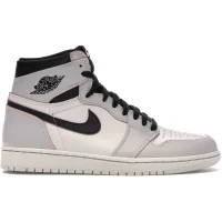 Nike SB x Air Jordan 1 Retro High OG "Light Bone"