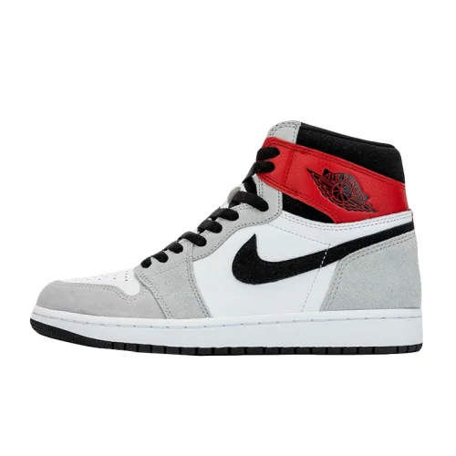 Air Jordan 1 Retro High OG "Light Smoke Grey"