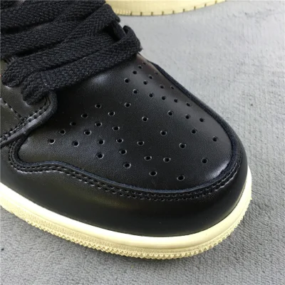 Air Jordan 1 High OG "Couture Defiant" фото № 3 Air Jordan 1 High OG "Couture Defiant" фото № 3